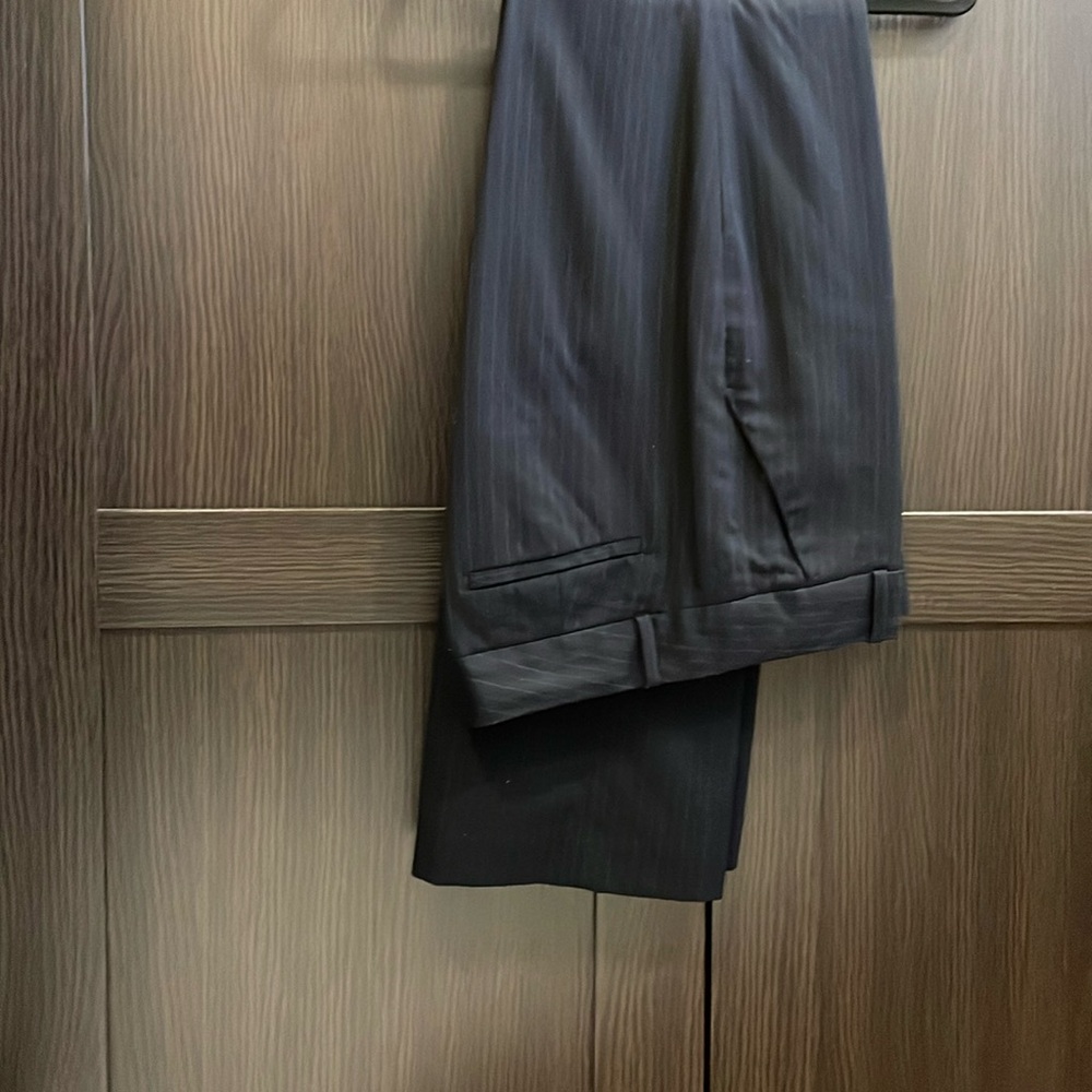 Classic Navy Pin Stripe Business Slacks by Banana Republic. Size 8